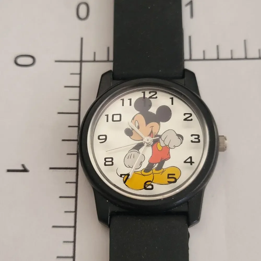 Vintage Disney MU0091 Mickey Boys Watch 32mm Black Case White Dial Quartz Rubber